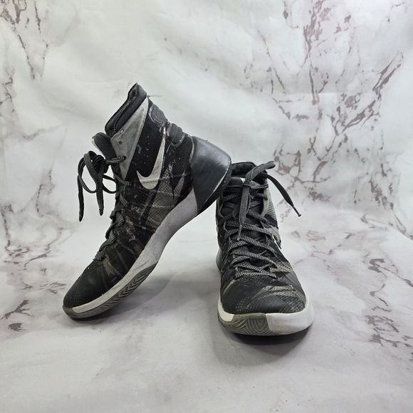 Nike Hyperdunk Mens 7.5 40.5 Wolf Gray Camo Basketball Shoes 749567-010 2015 - Picture 1 of 12